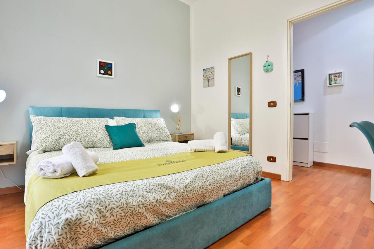 Porta Medina Apartment Napoli Esterno foto