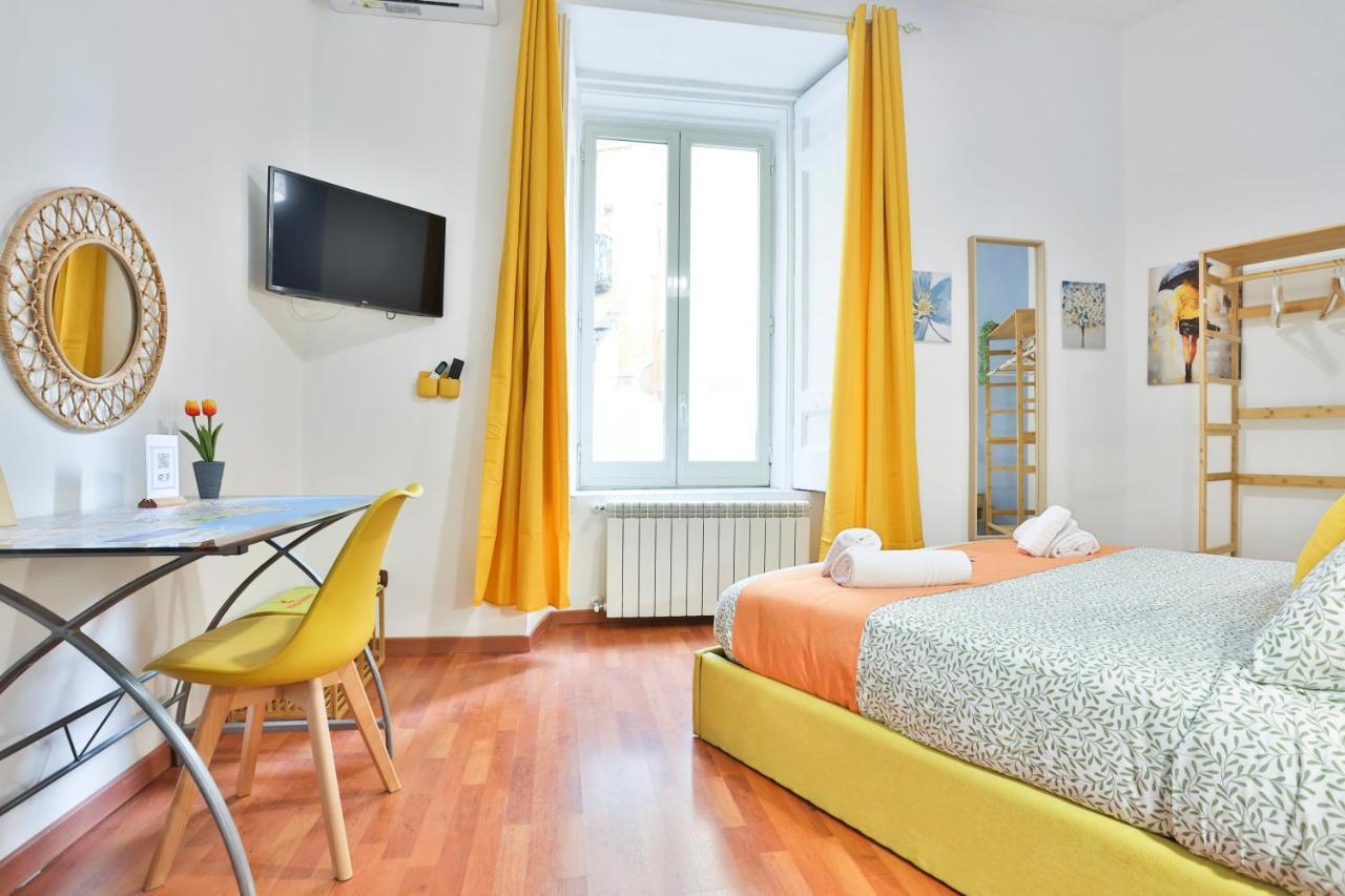Porta Medina Apartment Napoli Esterno foto