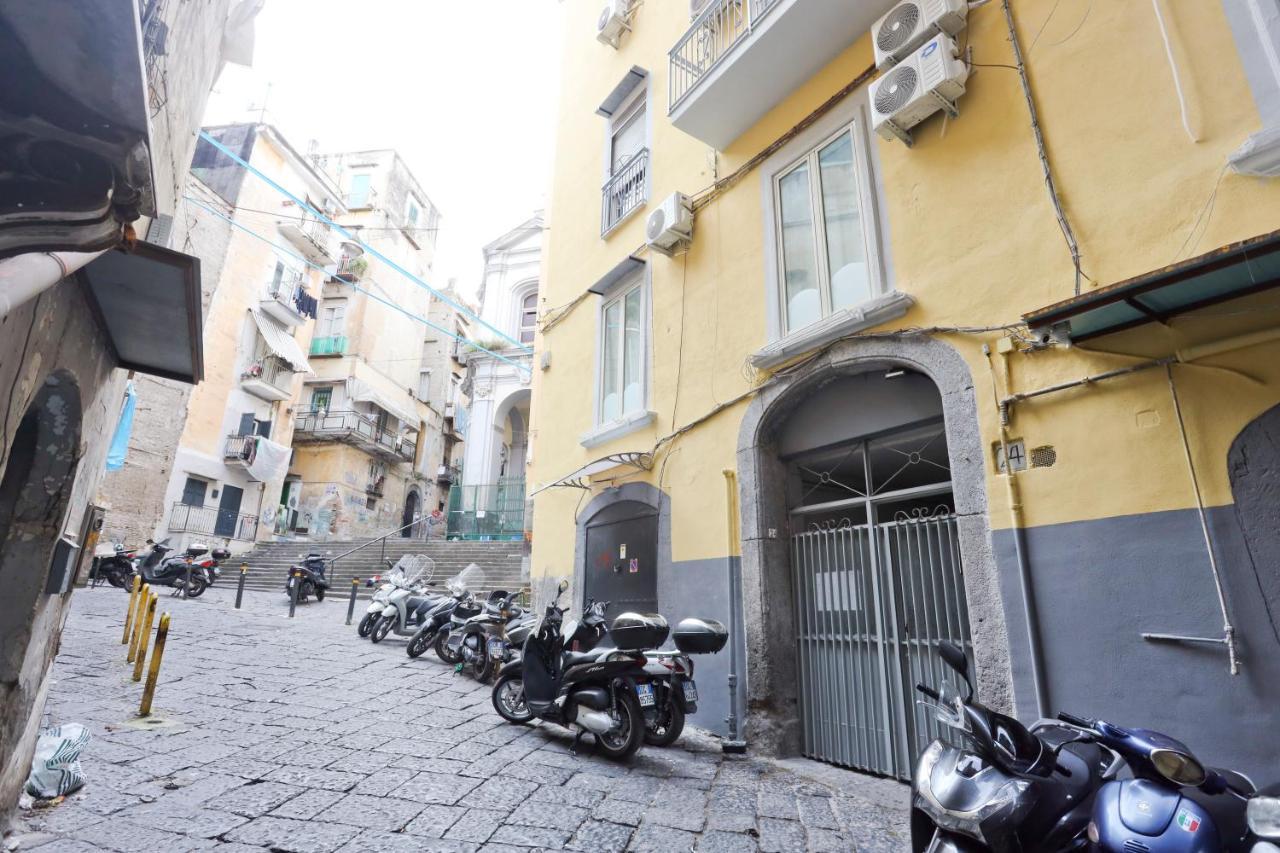 Porta Medina Apartment Napoli Esterno foto